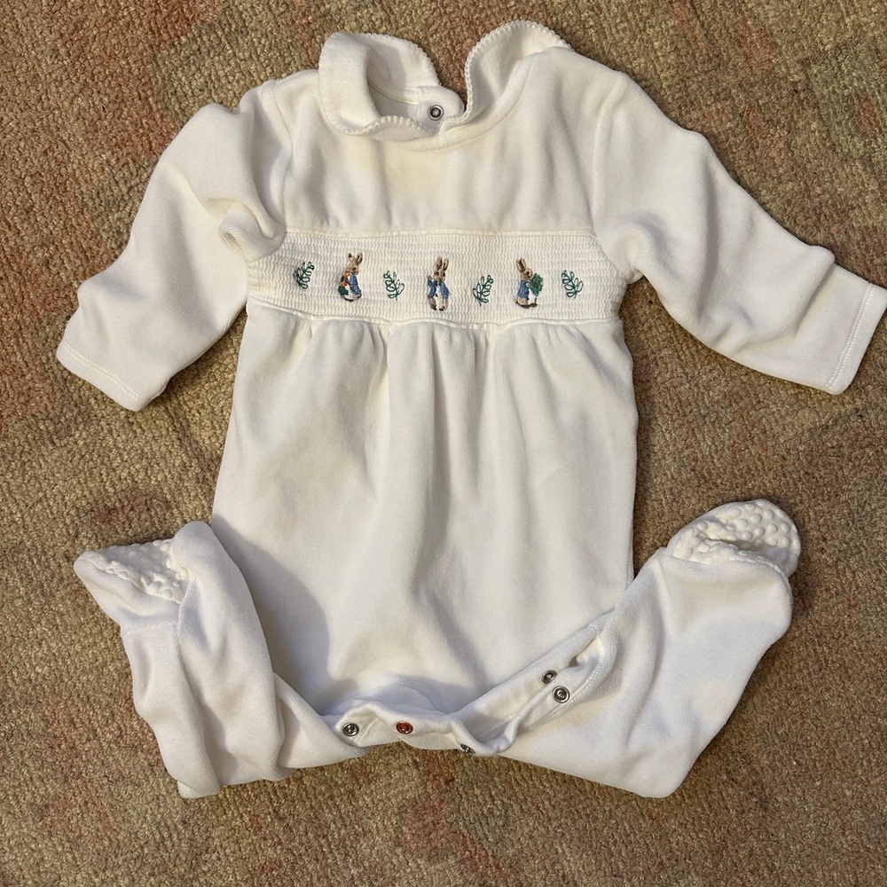 White Embroidered Bunny onesie 9-12 months